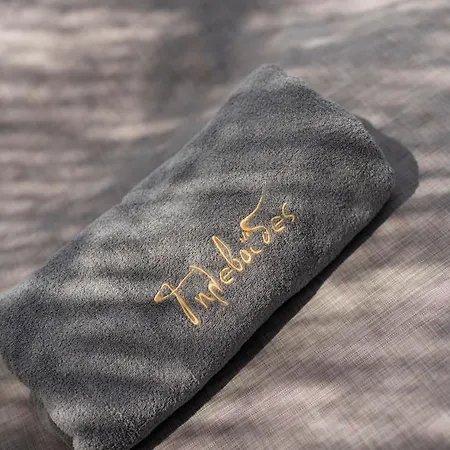 τilevoides Nisi Willa *